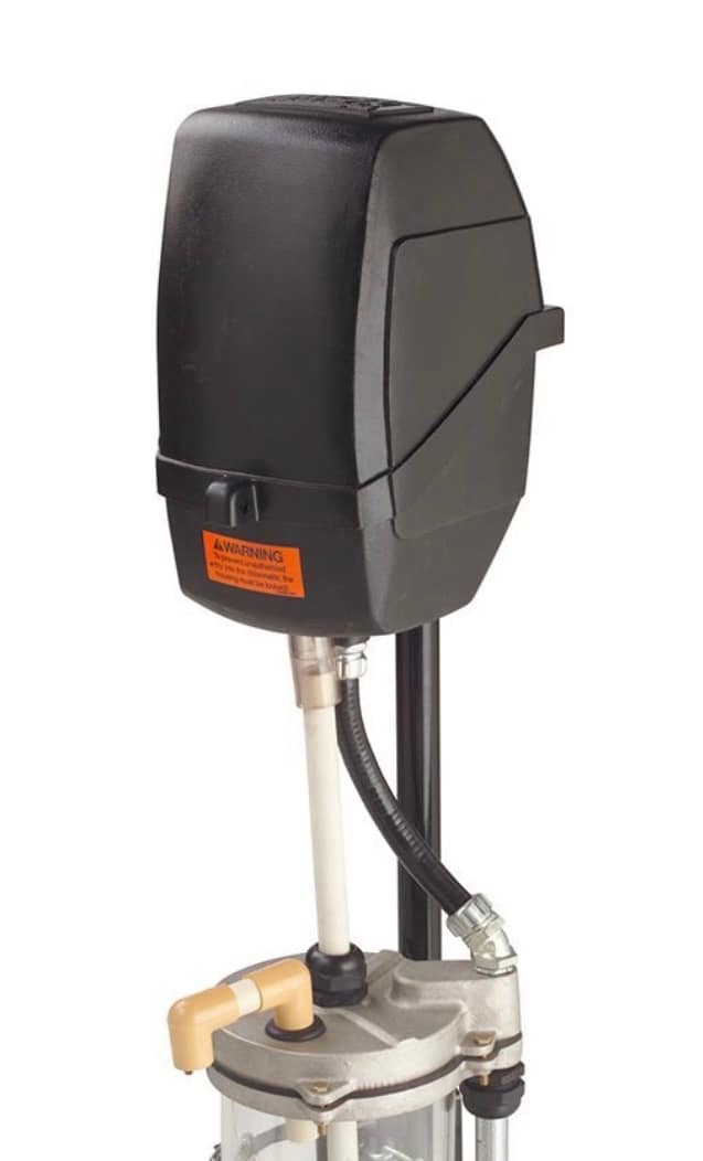 Automated well chlorination system for iron bacteria treatment